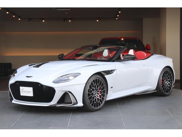 Aston Martin DBS SUPERLEGGERA 2024 — фото автомобиля