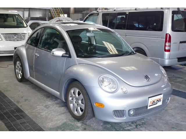 Volkswagen NEW BEETLE 2004 — фото автомобиля 1