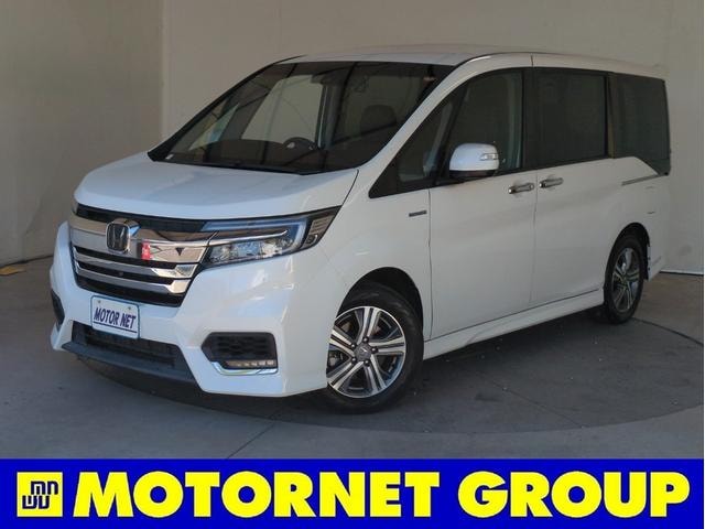 Honda STEPWAGON SPADA 2017 — фото автомобиля 1