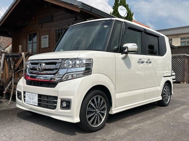 Honda N-BOX CUSTOM 2016 — фото автомобиля 1