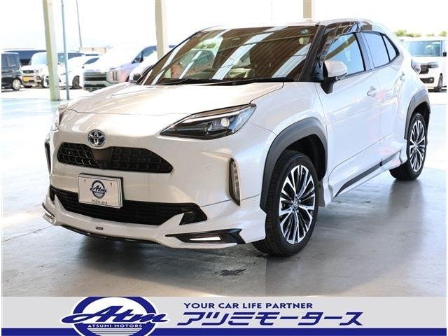 Toyota YARIS CROSS 2024 — фото автомобиля