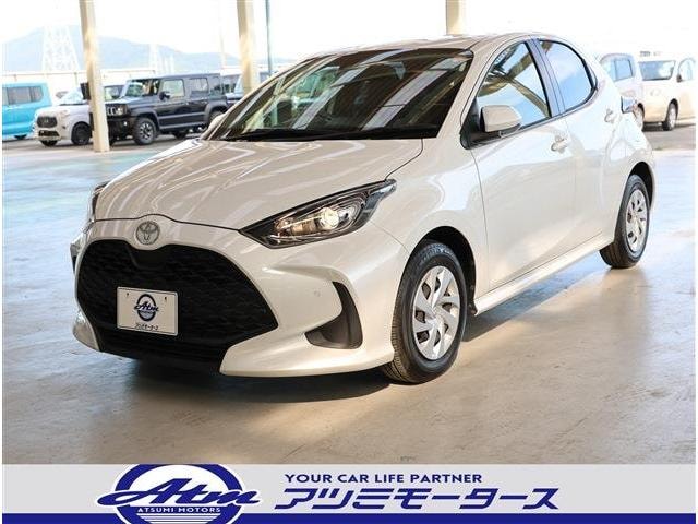 Toyota YARIS 2024 — фото автомобиля 1