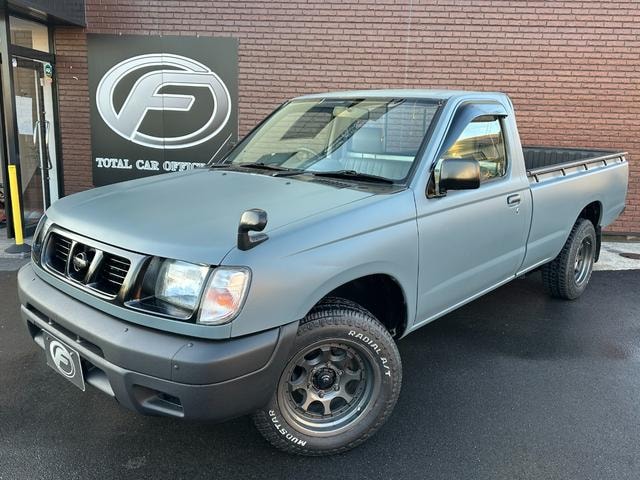 Nissan DATSUN TRUCK 2001 — фото автомобиля
