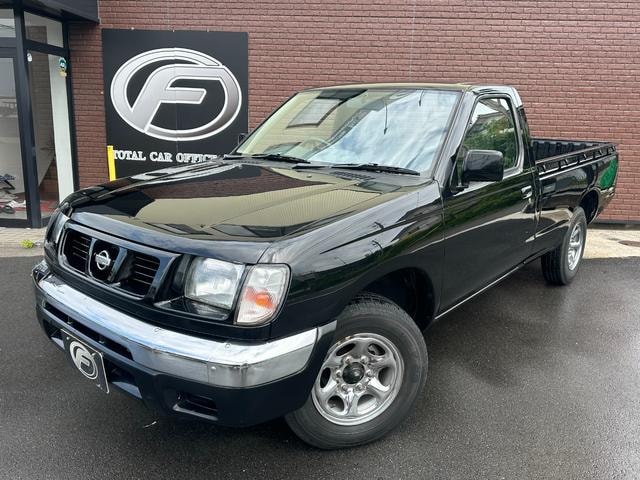 Nissan DATSUN TRUCK 2000 — фото автомобиля