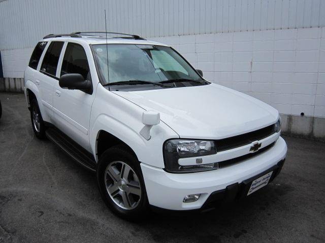 Chevrolet TRAILBLAZER 2009 — фото автомобиля 1