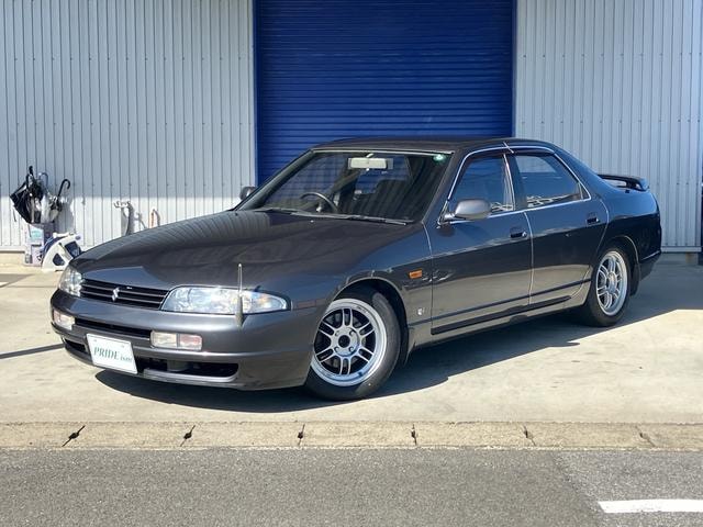 Nissan SKYLINE 1993 — фото автомобиля 1