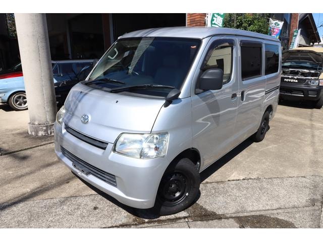 Toyota LITEACE VAN 2010 — фото автомобиля