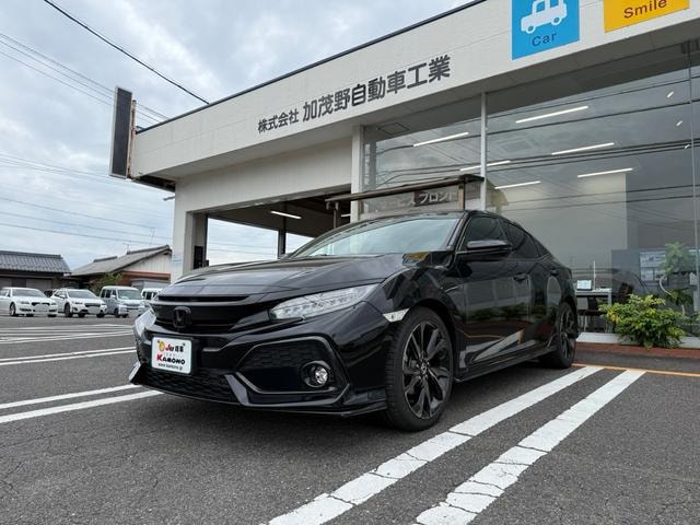 Honda CIVIC 2018 — фото автомобиля 1