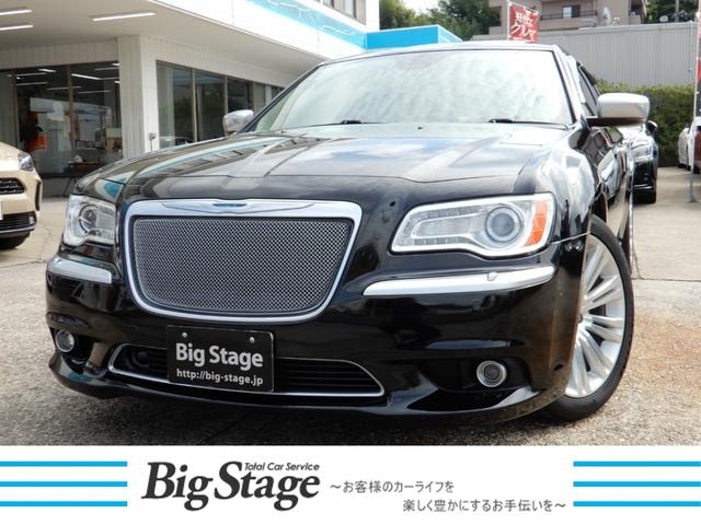 Chrysler 300 2014 — фото автомобиля 1