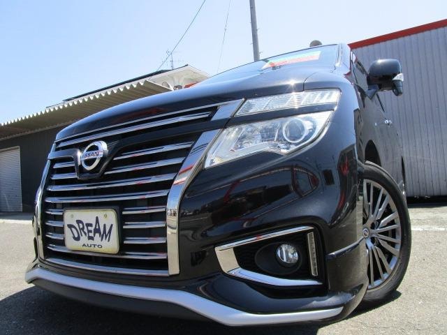 Nissan ELGRAND 2015 — фото автомобиля 1