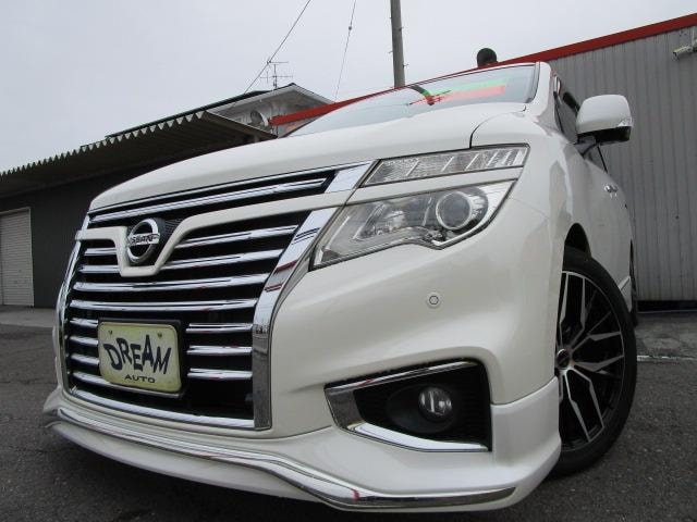 Nissan ELGRAND 2014 — фото автомобиля