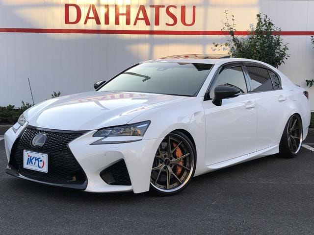 Lexus GS F 2016 — фото автомобиля 1