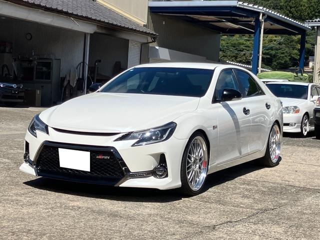 Toyota MARK X 2019 — фото автомобиля