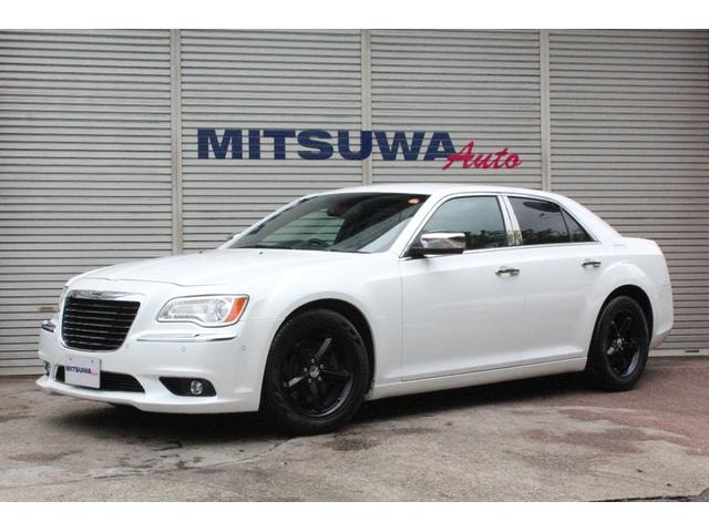Chrysler 300 2014 — фото автомобиля 1