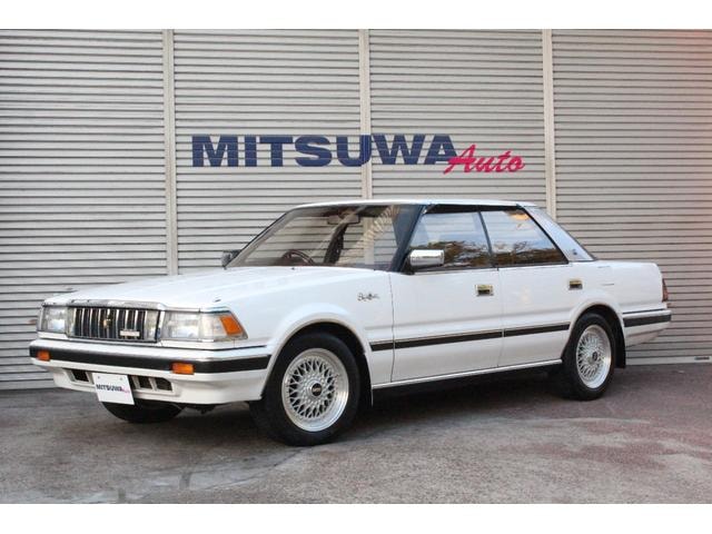 Toyota CROWN 1987 — фото автомобиля 1