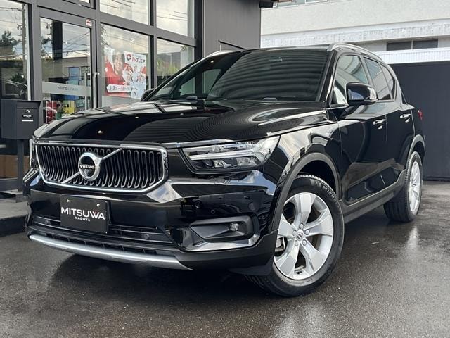 Volvo XC40 2021 — фото автомобиля 1