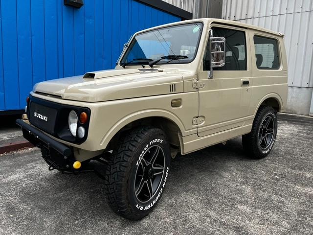 Suzuki JIMNY 1997 — фото автомобиля 1