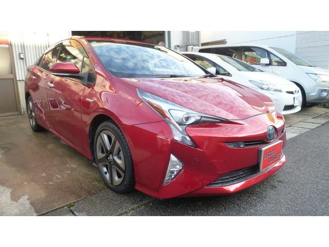 Toyota PRIUS 2016 — фото автомобиля 1