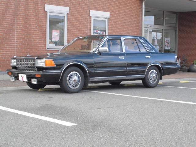 Nissan CEDRIC 1984 — фото автомобиля