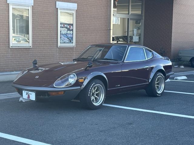 Nissan FAIRLADY Z 1972 — фото автомобиля