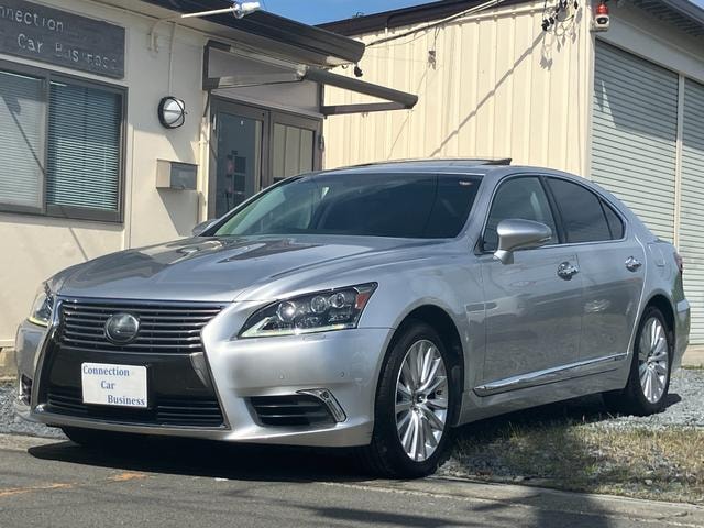 Lexus LS 2016 — фото автомобиля 1