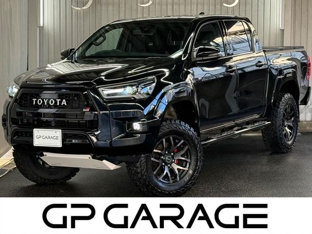 Toyota HILUX 2023 — фото автомобиля 1