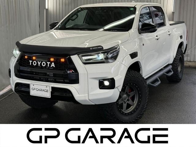 Toyota HILUX 2022 — фото автомобиля