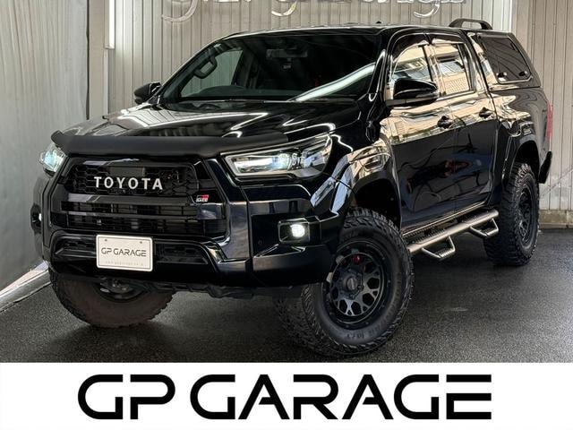 Toyota HILUX 2023 — фото автомобиля
