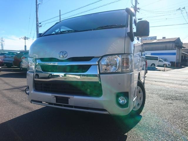 Toyota HIACE VAN 2020 — фото автомобиля 1