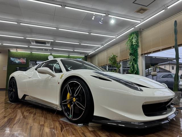 Ferrari 458 SPIDER 2013 — фото автомобиля