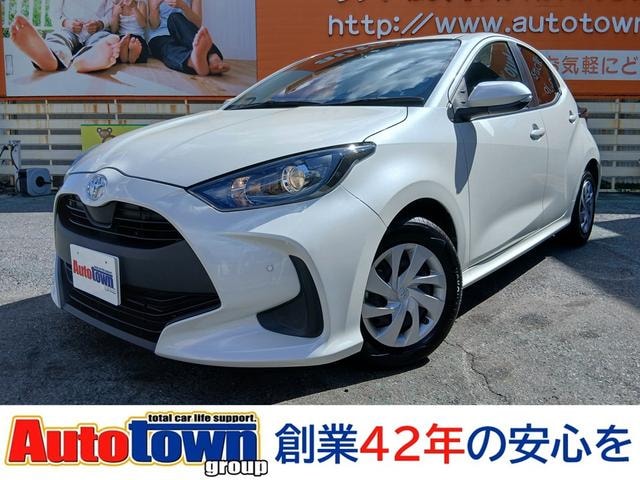 Toyota YARIS 2021 — фото автомобиля 1