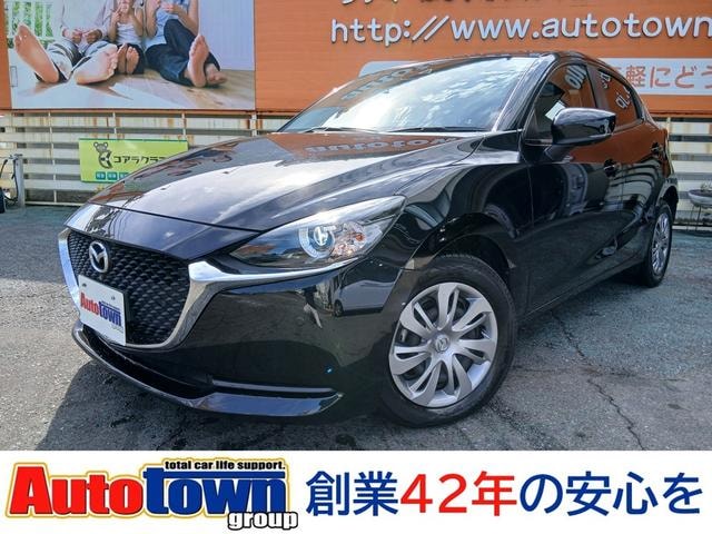 Mazda 2 2020 — фото автомобиля