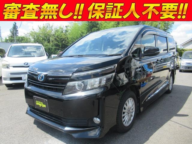 Toyota VOXY 2015 — фото автомобиля 1