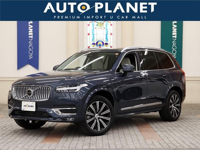Volvo XC90 2024 — фото автомобиля 1