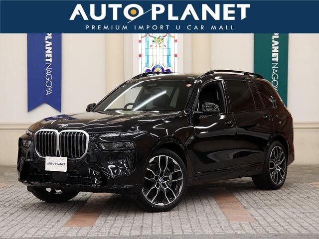 Bmw X7 2025 — фото автомобиля