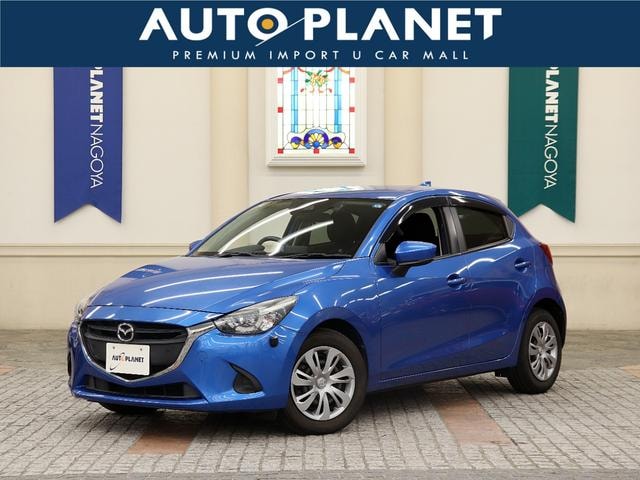 Mazda DEMIO 2019 — фото автомобиля 1