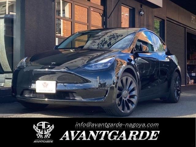 Tesla MODEL Y 2023 — фото автомобиля 1