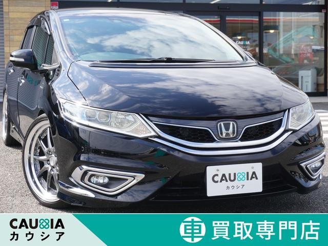 Honda JADE 2016 — фото автомобиля 1