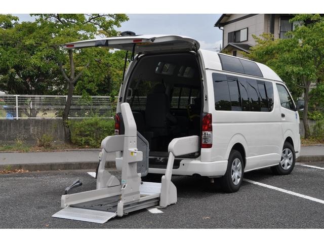 Toyota HIACE VAN 2014 — фото автомобиля 1