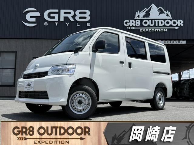 Toyota TOWNACE VAN 2026 — фото автомобиля 1