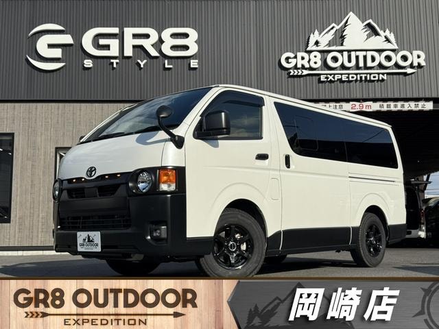 Toyota HIACE VAN 2023 — фото автомобиля 1