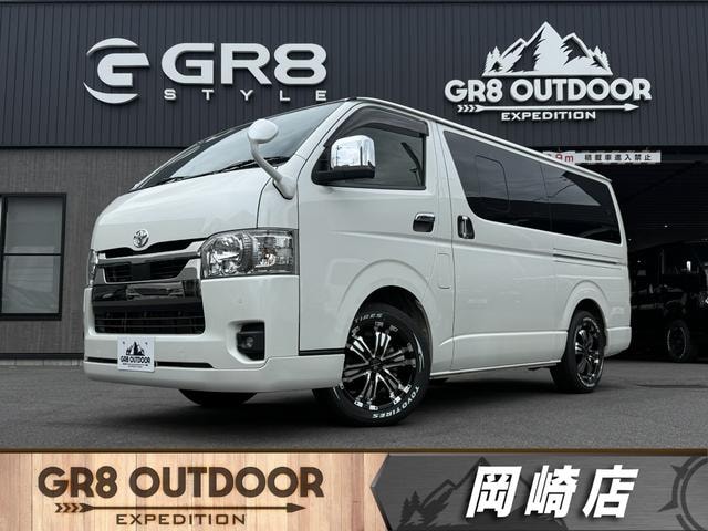 Toyota HIACE VAN 2022 — фото автомобиля