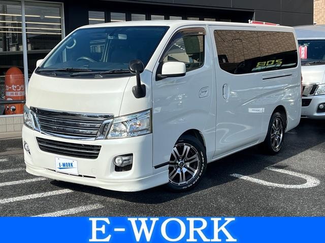 Nissan NV350CARAVAN VAN 2013 — фото автомобиля