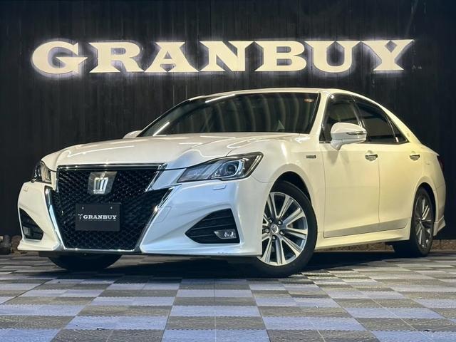 Toyota CROWN HYBRID 2016 — фото автомобиля