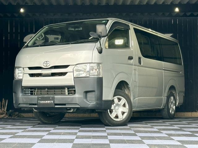 Toyota HIACE VAN 2018 — фото автомобиля 1