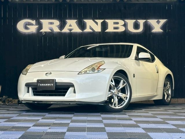Nissan FAIRLADY Z 2010 — фото автомобиля