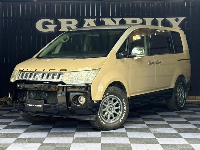 Mitsubishi DELICA D:5 2008 — фото автомобиля