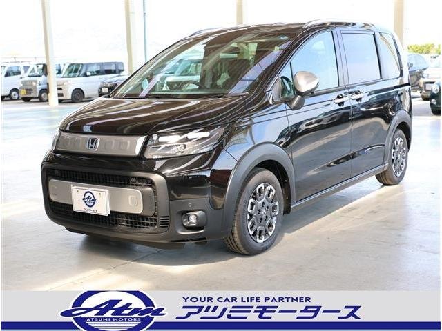 Honda FREED 2026 — фото автомобиля 1