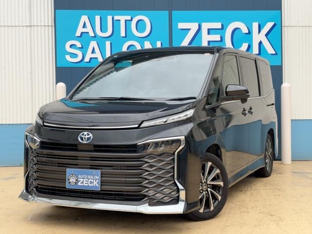 Toyota VOXY 2024 — фото автомобиля