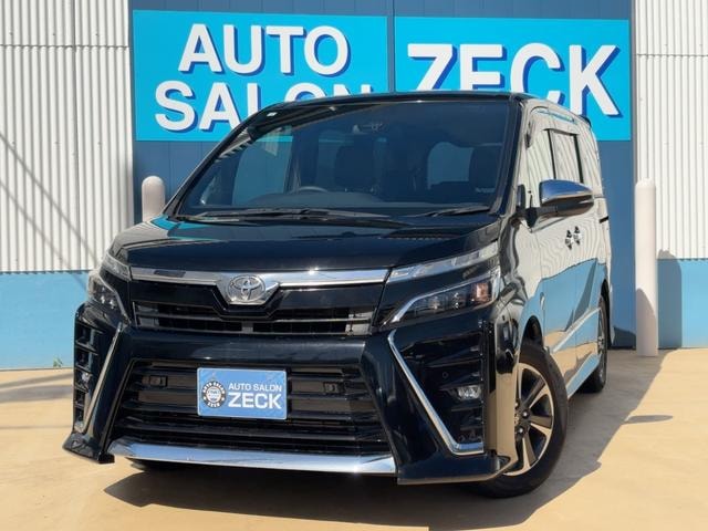 Toyota VOXY 2021 — фото автомобиля 1